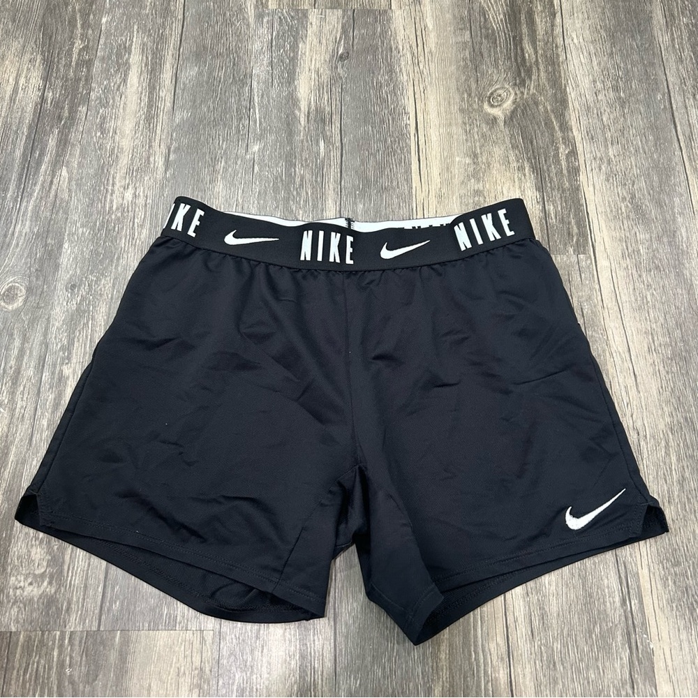 NIKE - Shorts